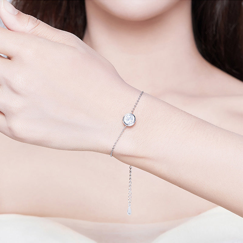 Lumière | Bracelet Chaîne Délicat à Cristal Solitaire Serti Clos