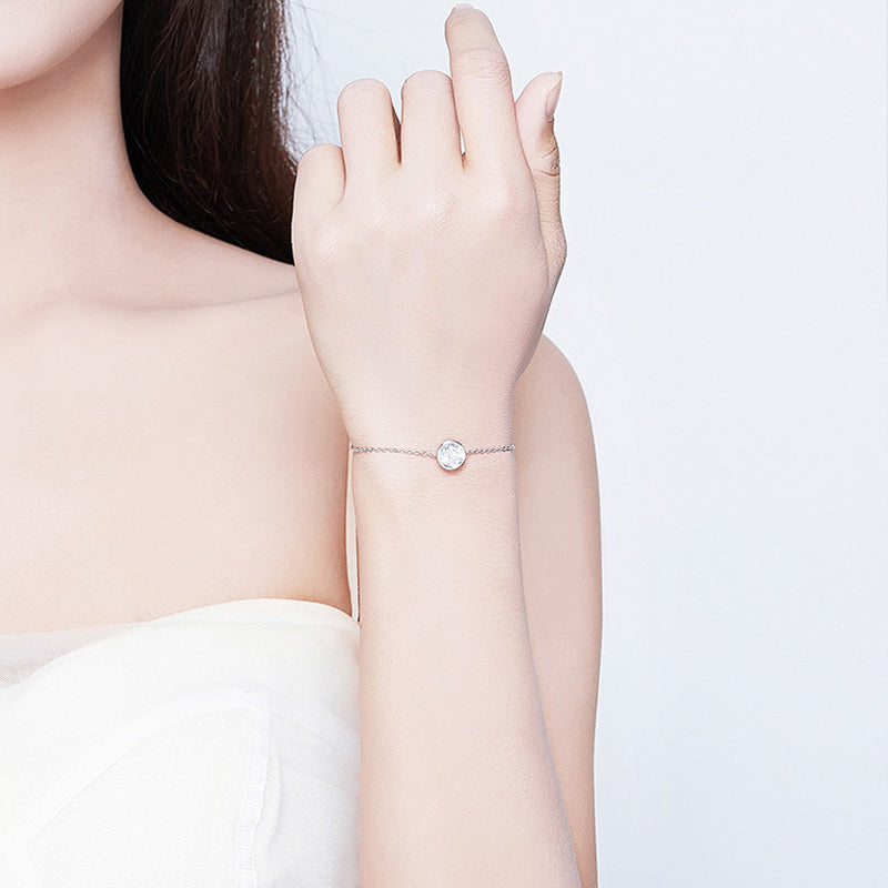 Lumière | Bracelet Chaîne Délicat à Cristal Solitaire Serti Clos