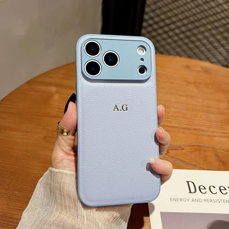 Étui en cuir personnalisé de luxe avec initiales dorées pour iPhone